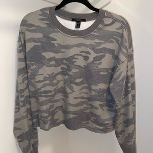 Camo Crop Sweatshirt